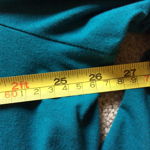 Denim & Co knit top w/ keyhole and hardware detail - Picture 8 of 9